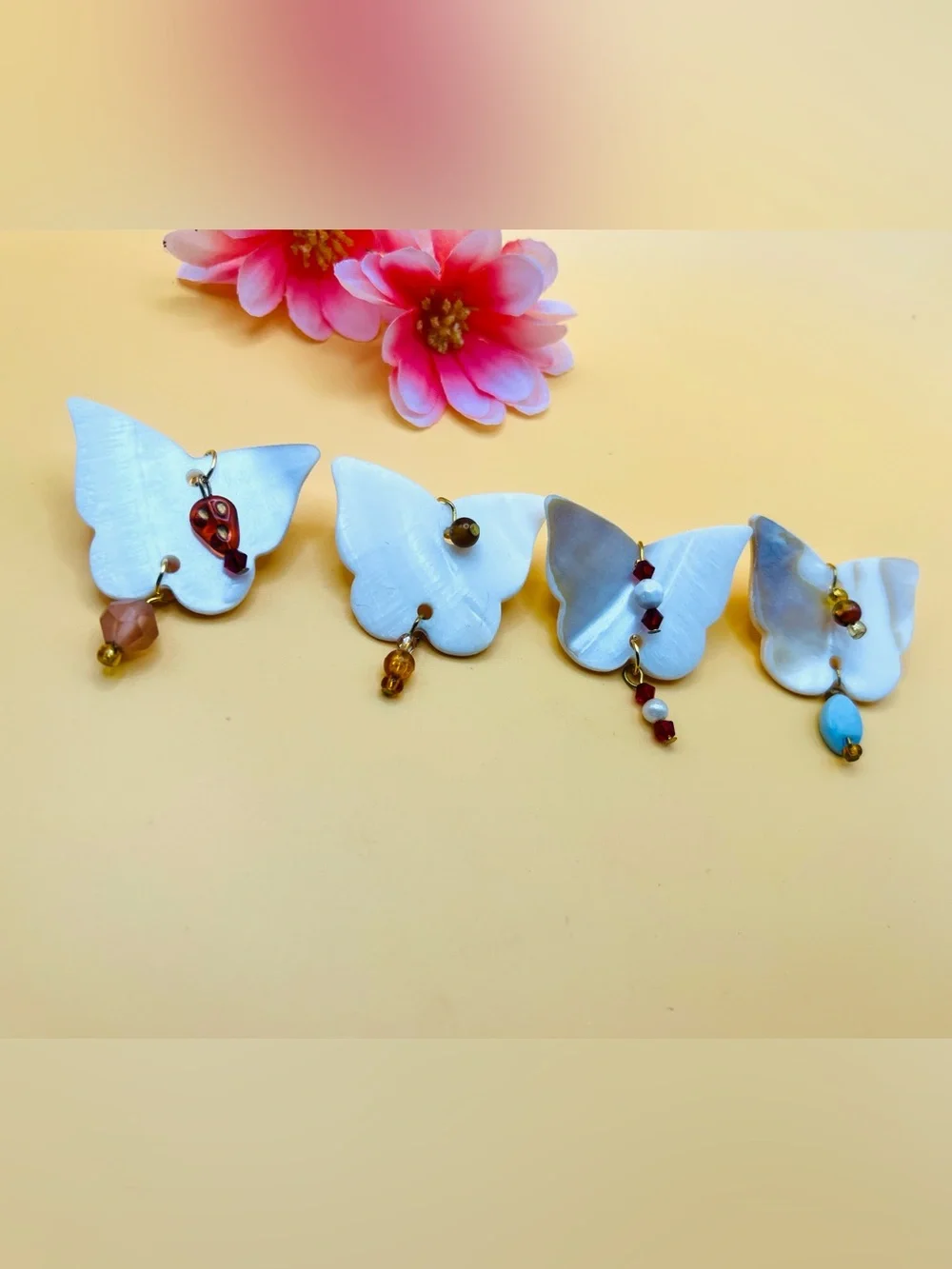 Lot of 4 Mother-of-Pearl Butterfly brooch multi color beads
